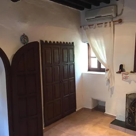 Idyllic Romantic Cottage In A Secluded Location Kinali (Aegean)